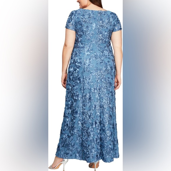 Alex Evenings Embellished Lace A-Line Evening Gown - Picture 7 of 7